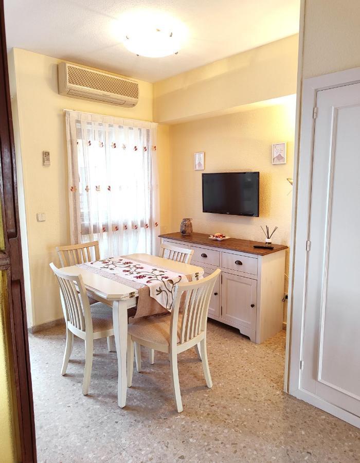 Aloha Playa Apartment With Ocean Views And Pools Benalmadena Exterior photo
