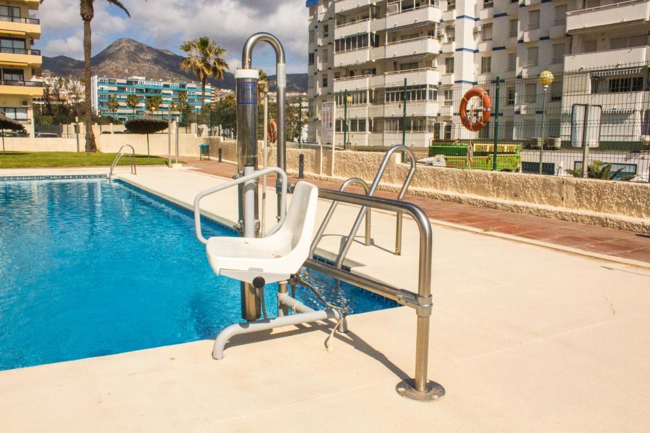 Aloha Playa Apartment With Ocean Views And Pools Benalmadena Exterior photo