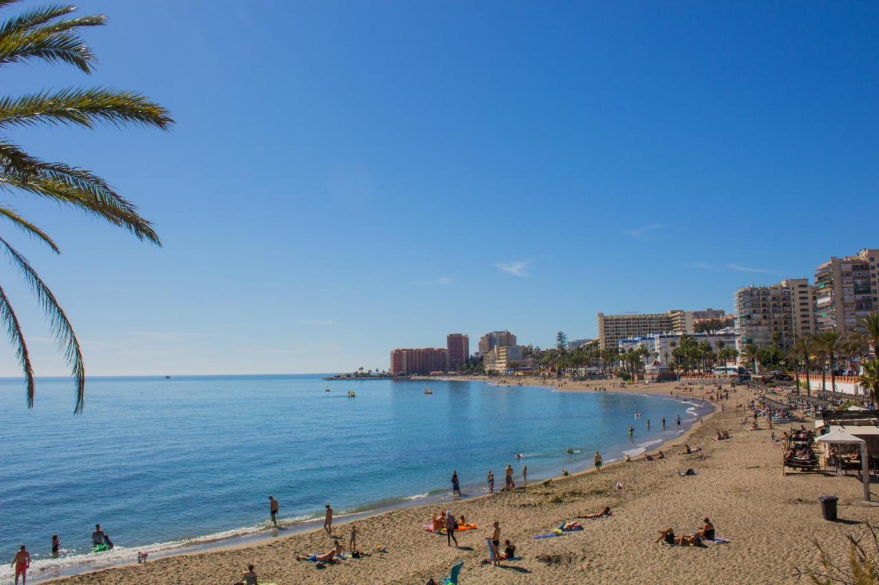 Aloha Playa Apartment With Ocean Views And Pools Benalmadena Exterior photo